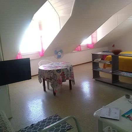 Studio 2-Eme Etage Coeur De Saint-Francois Exteriör bild